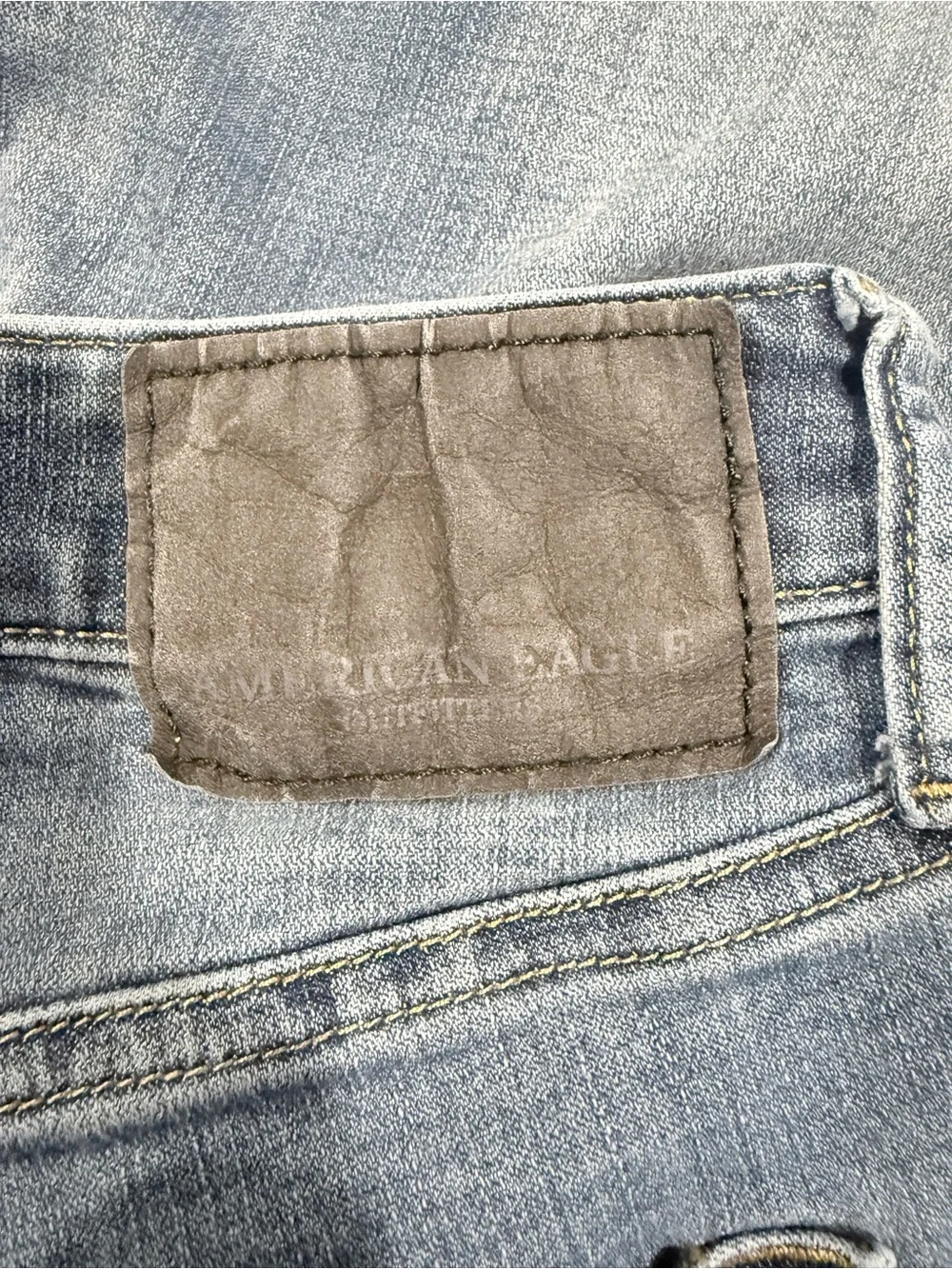American Eagle Outfitters Men's Slim Straight Light Blue Jeans